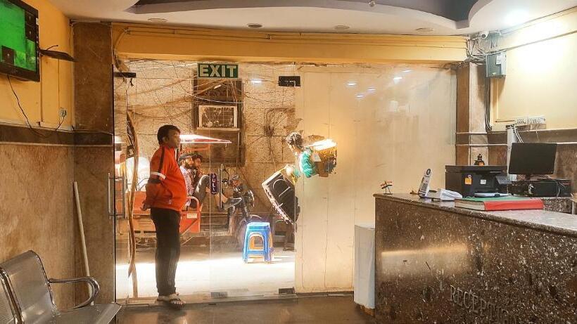 فندق Km International