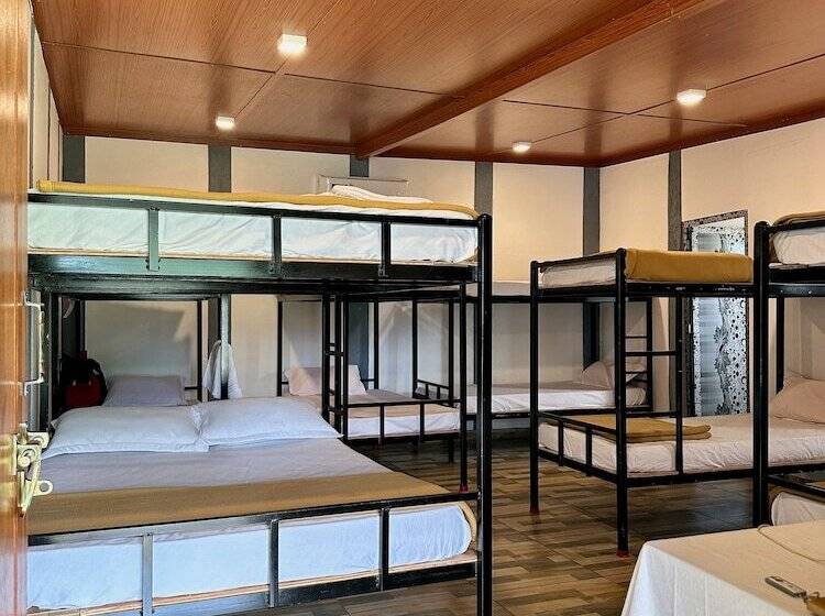 Hotel The Wild Farms By Gwestai