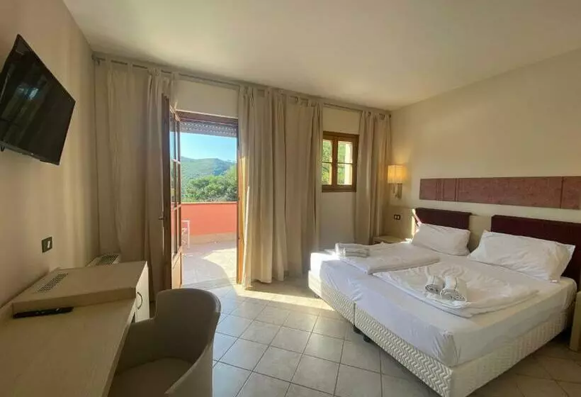 La Mandola Eco Hostel