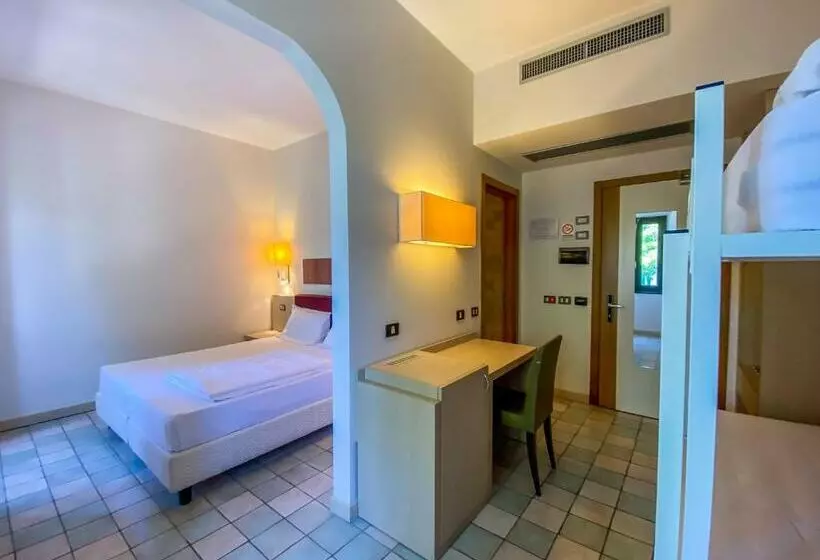 La Mandola Eco Hostel