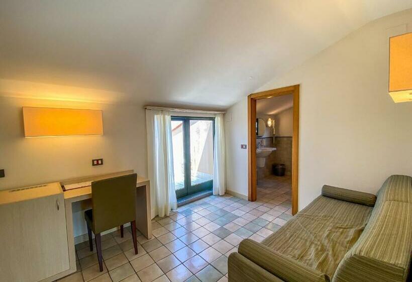 La Mandola Eco Hostel