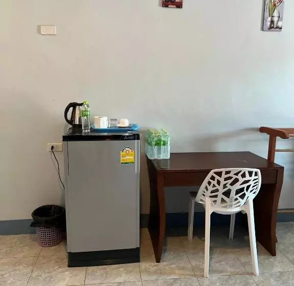 Majatalo Nare Guest House