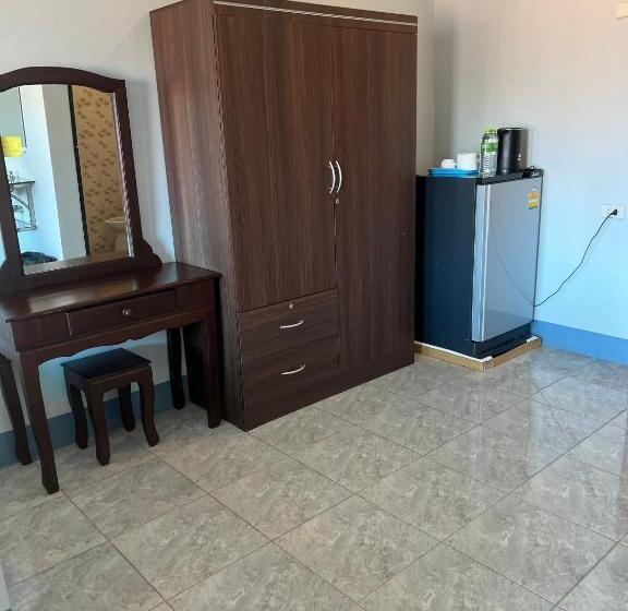 פנסיון Nare Guest House