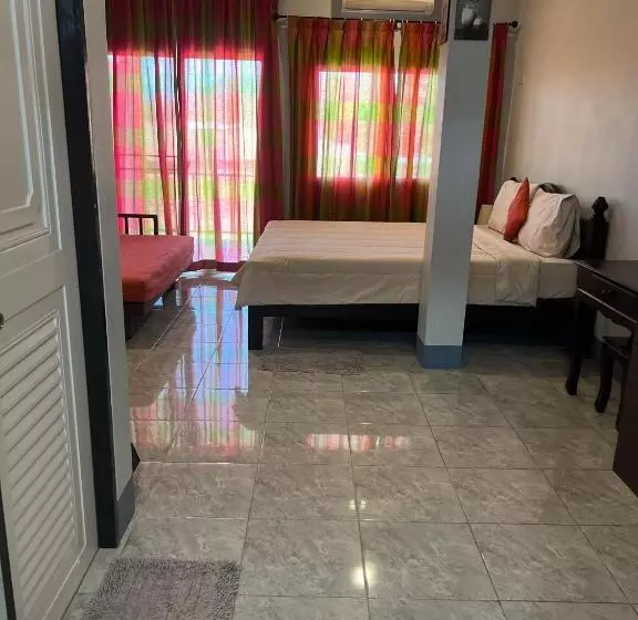 Majatalo Nare Guest House