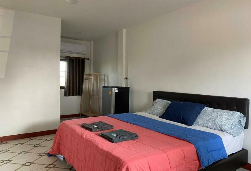 旅馆 วังทอง รีสอร์ทลำพญา