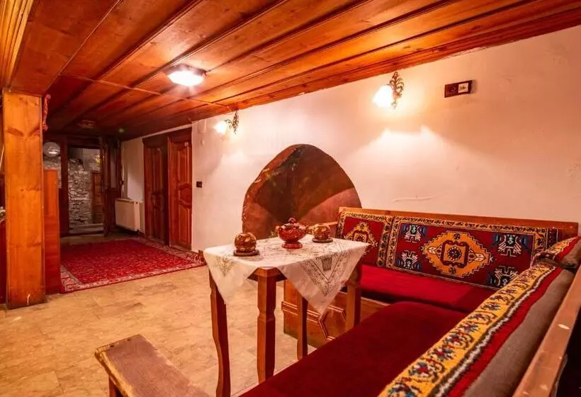 ホテル Beyzade Konaklari