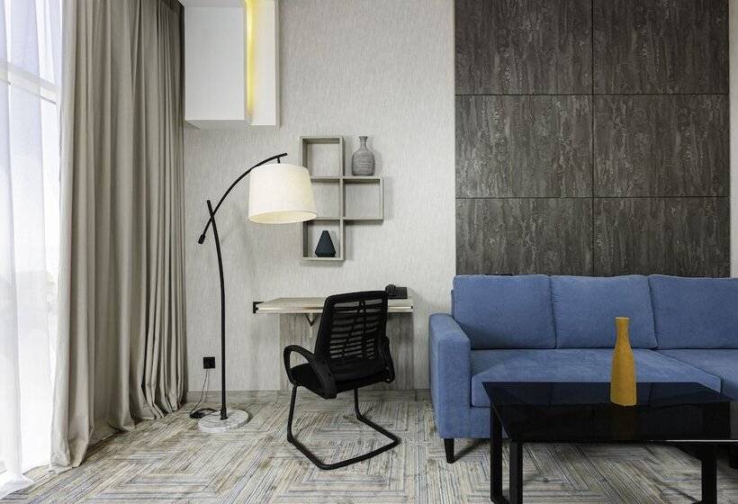 בית מלון כפרי The Seasons