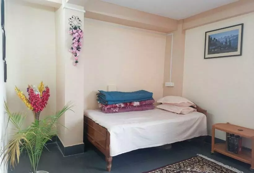 Neora Backpackers Hostel
