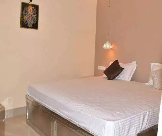 Majatalo Goroomgo Maya Inn Guest House Varanasi