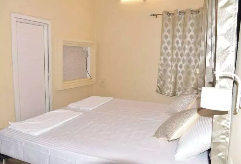 Majatalo Goroomgo Maya Inn Guest House Varanasi