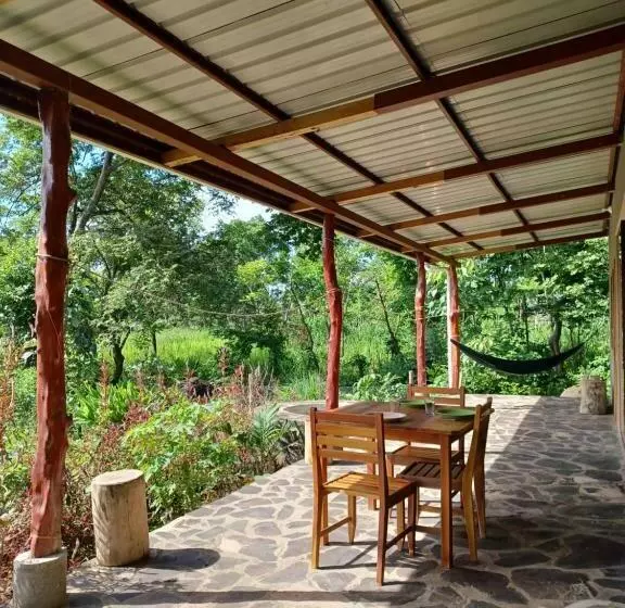 Retkeilymaja Dragon S Garden