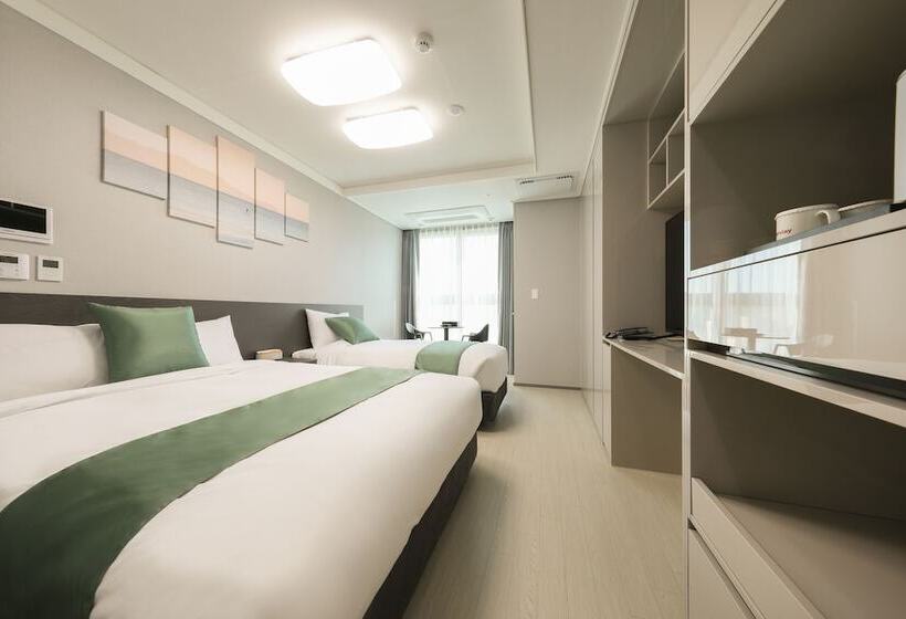 Coopstay Koaroo Yeosu