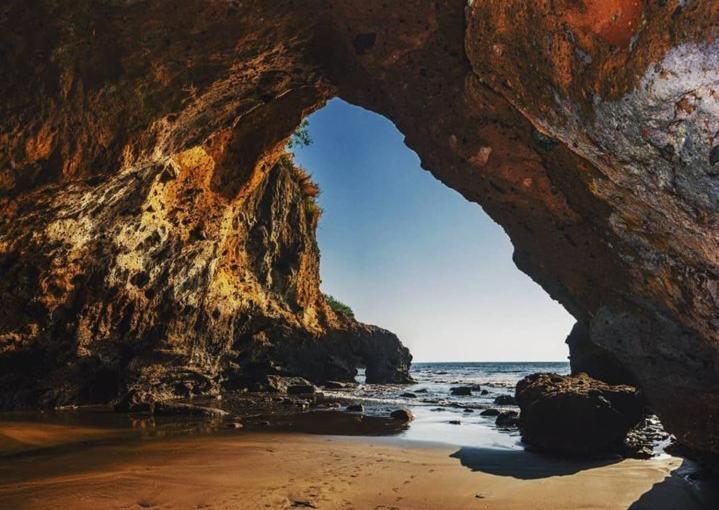 هتل کپسول Vista Del Mar