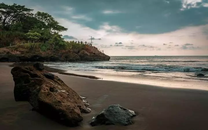 هتل کپسول Vista Del Mar