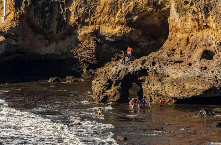 هتل کپسول Vista Del Mar