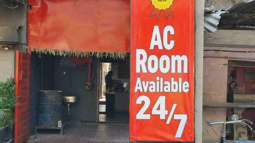 בית מלון כפרי Oyo 81103  Arya Room