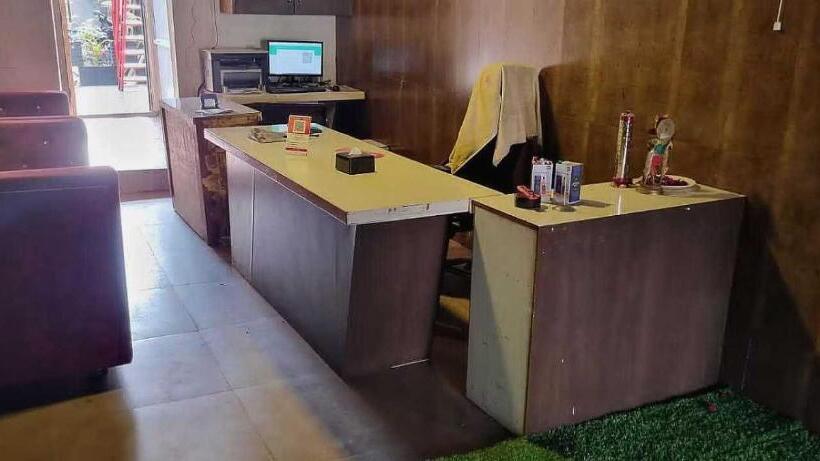 בית מלון כפרי Oyo 81103  Arya Room