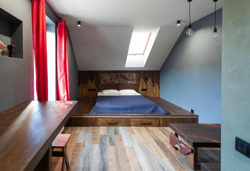 膳宿费 гостьовий дім білий пацюк