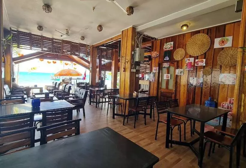 Majatalo Green Ocean Lodge