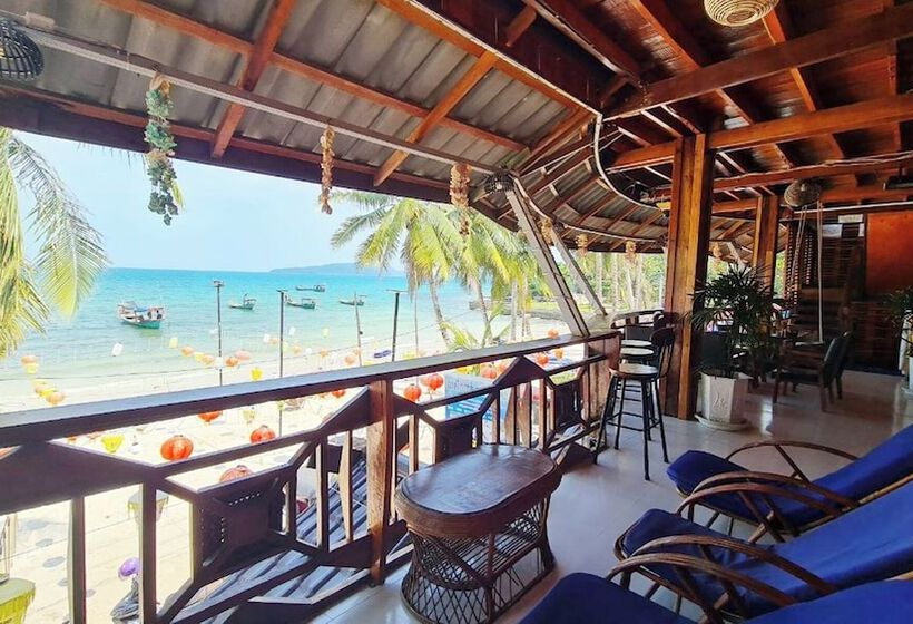 פנסיון Green Ocean Lodge