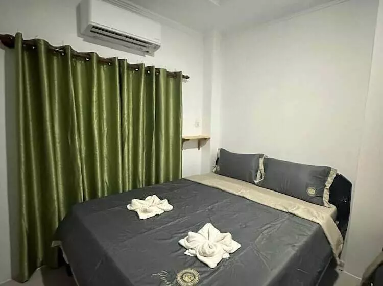 Majatalo Green Ocean Lodge