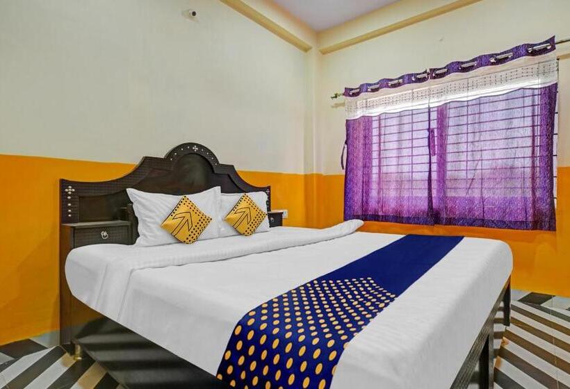 Spot On 81125 Hotel Ashirwad