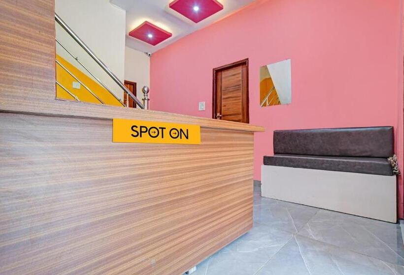 Spot On 81125 Hotel Ashirwad