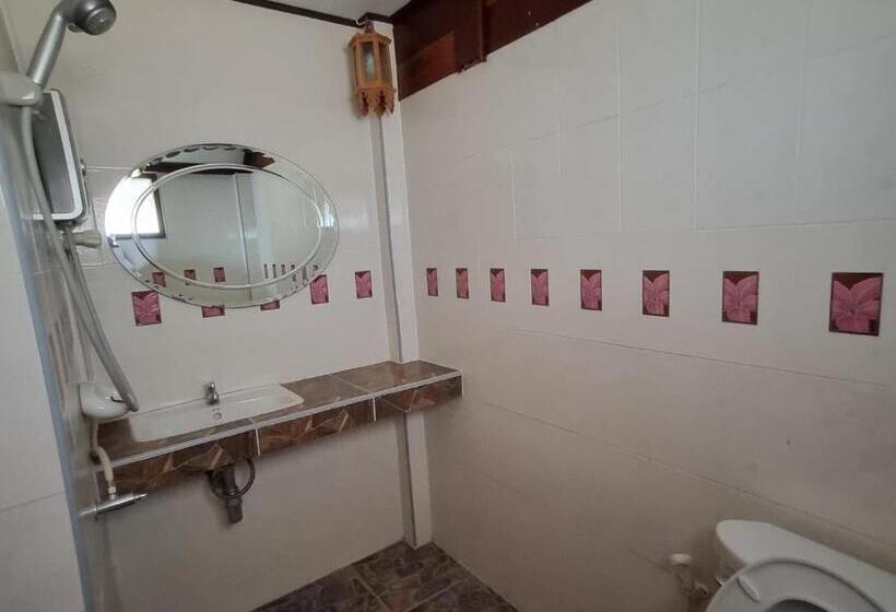 Общежитие บ้านนางฟ้า เกาะสีชัง Baan Nangfa