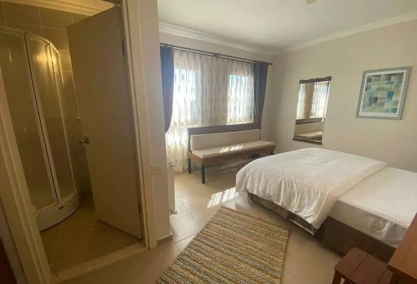 Cunda Alibeyhan Otel