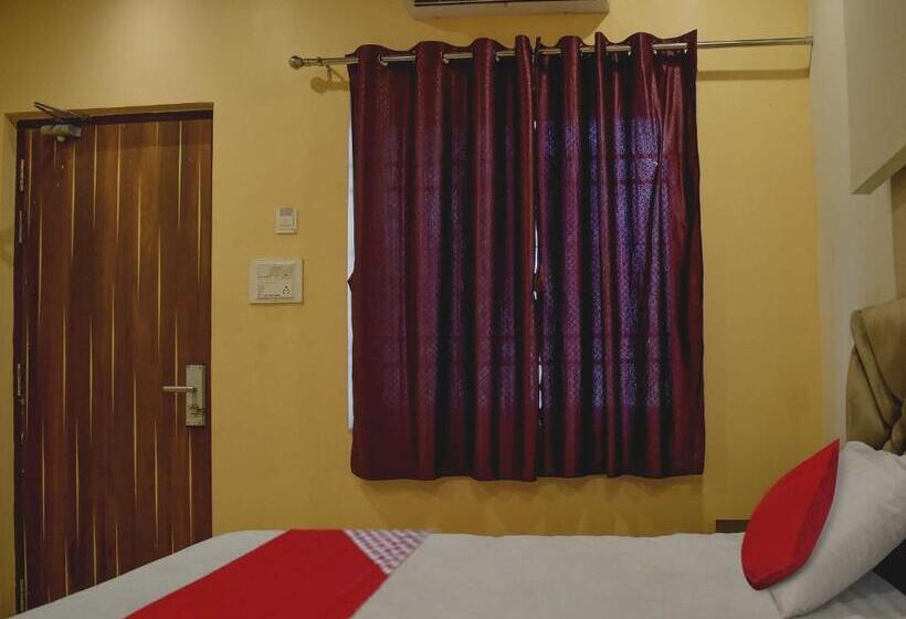 בית מלון כפרי O Club Toronto