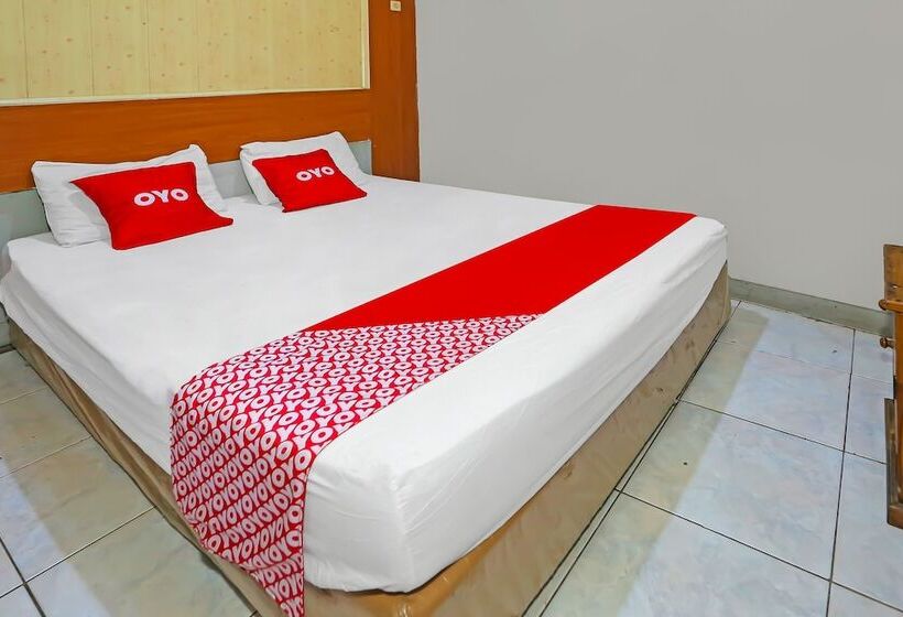 Hotel Oyo 92469 Sahabat