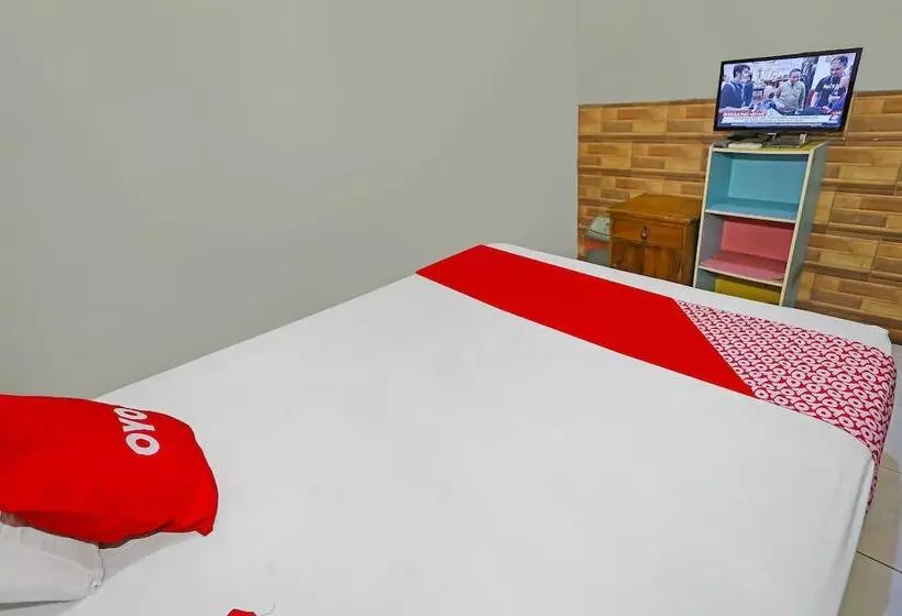 ホテル Oyo 92469  Sahabat