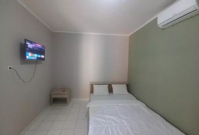 ホテル Spot On 92415 Bima House Syariah