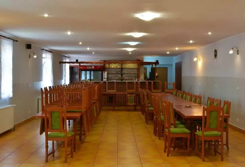 Majatalo Penzion U Parku