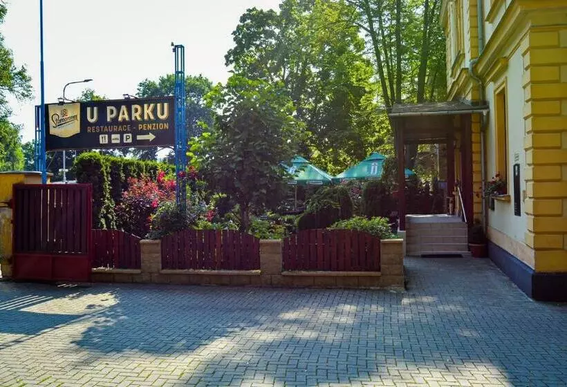 Majatalo Penzion U Parku