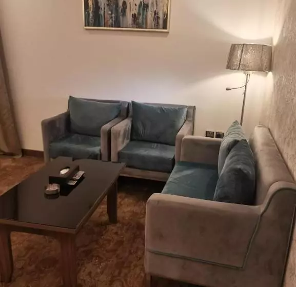 فندق دان الذهبي