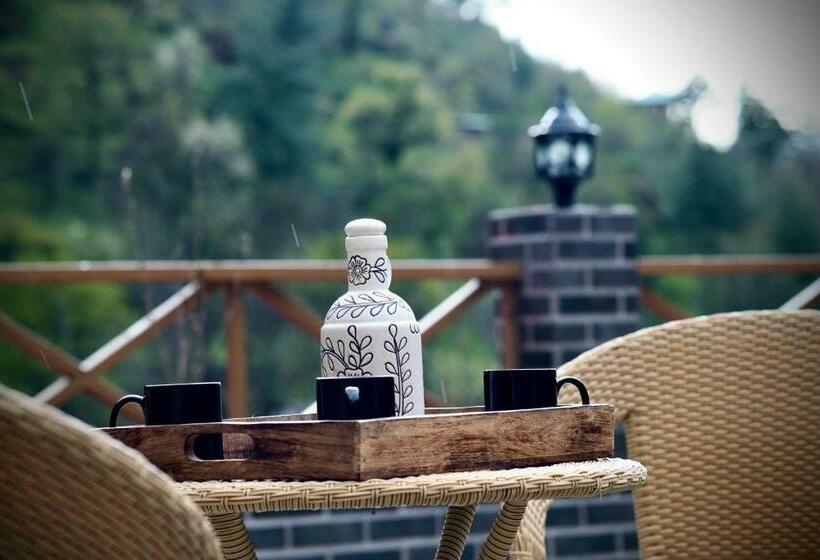 旅馆 Odin Stays & Café Tirthan