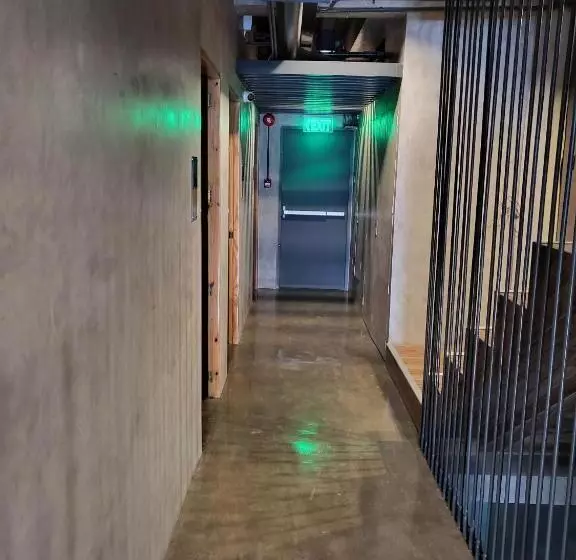 Retkeilymaja Ramos Hello Stay Cebu