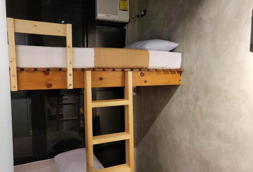 Schronisko Ramos Hello Stay Cebu