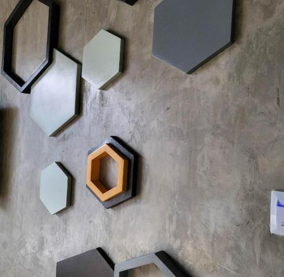 Schronisko Ramos Hello Stay Cebu