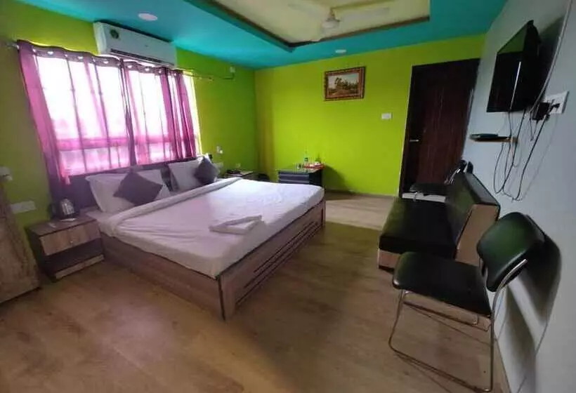 Hotelli Grand Majesty