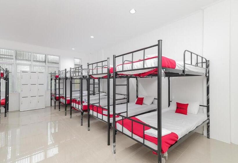 בית מלון כפרי Yayah Residence At Sawojajar Bogor Redpartner