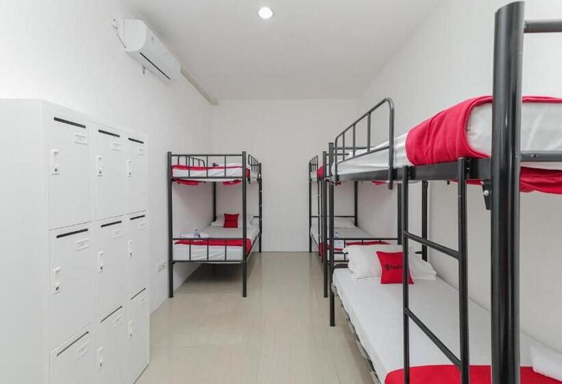 בית מלון כפרי Yayah Residence At Sawojajar Bogor Redpartner