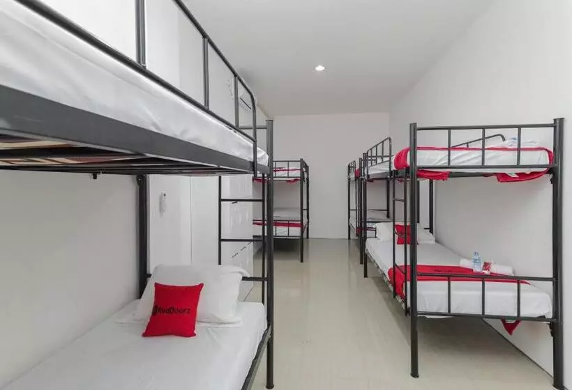 ホテル Yayah Residence At Sawojajar Bogor Redpartner