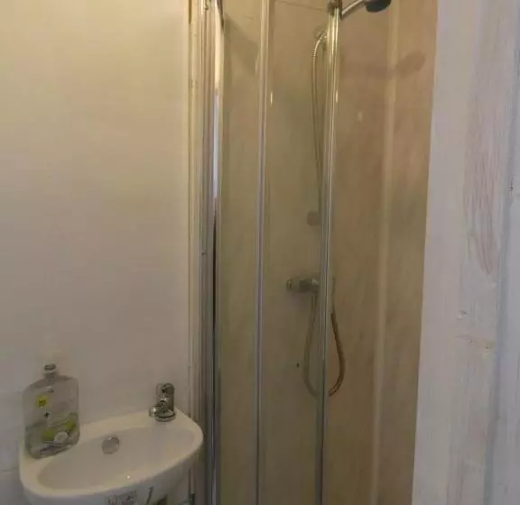 ペンション Bridge Street En Suite Rooms