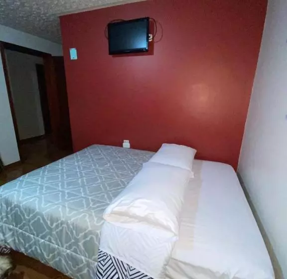 پانسیون Hostal Mollitiam