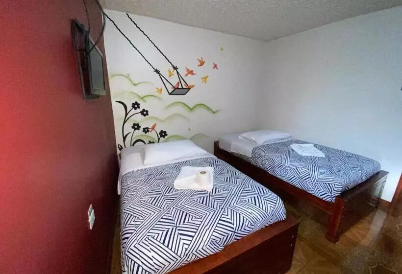 پانسیون Hostal Mollitiam