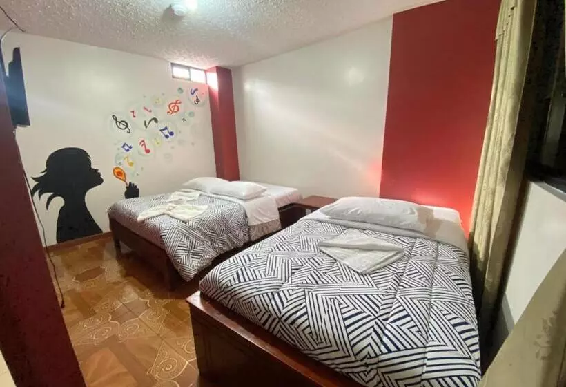 پانسیون Hostal Mollitiam