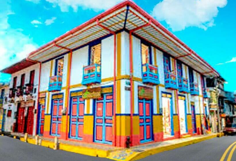 Albergue Mythos Hostal