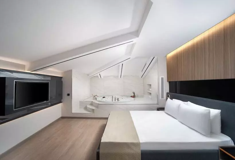 ホテル Nish Palace Beşiktaş